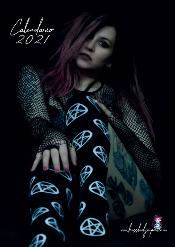 Calendario 2021 Boss Lady Vaper Copertina calendario modella