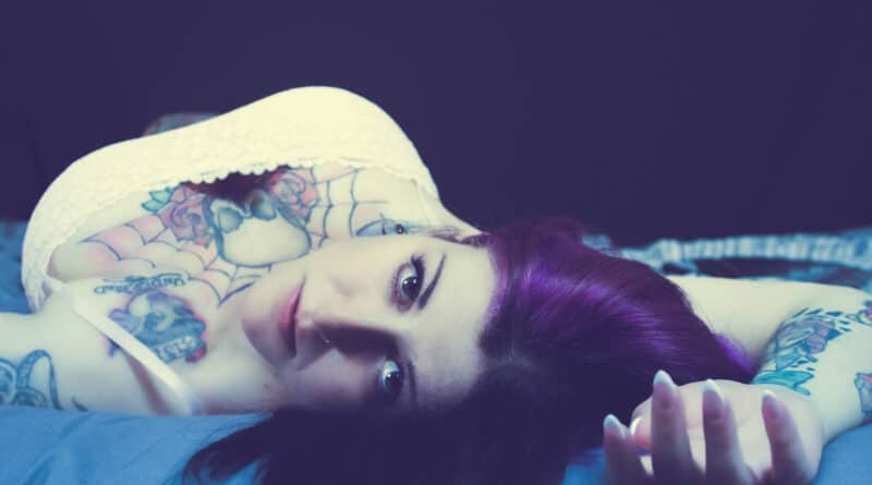 modella tatuata tattoo model modella tatuaggi